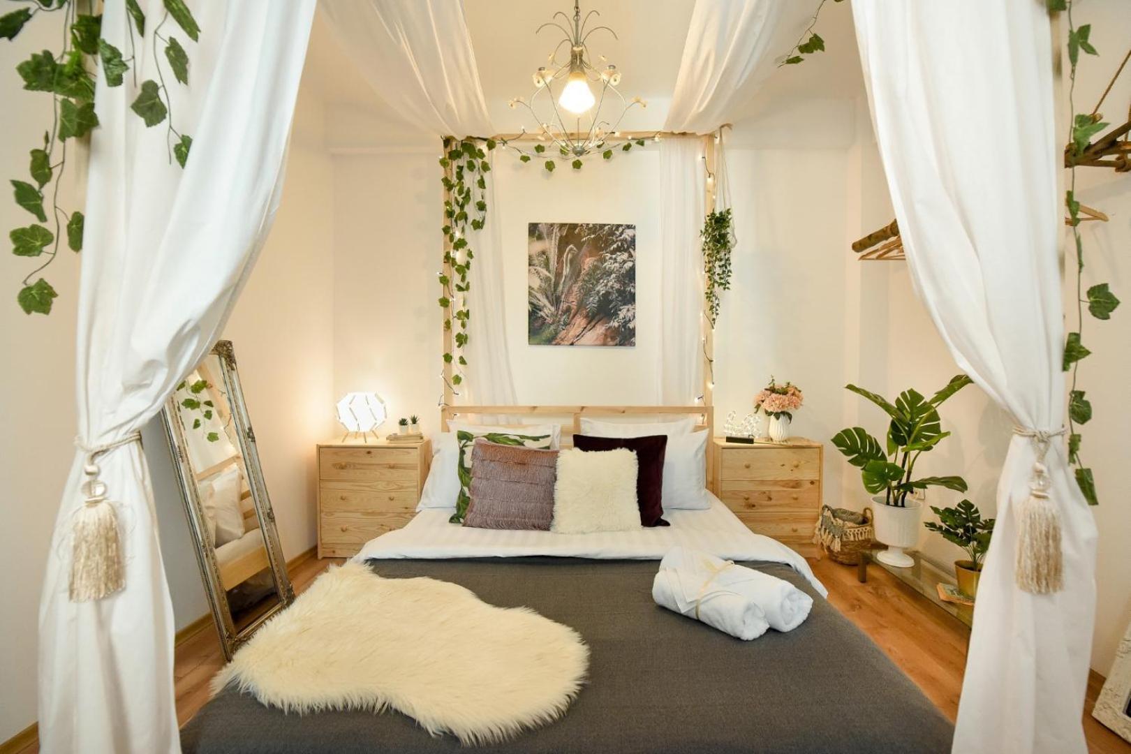 Historic Charm Meets Modern Luxury - Stylish In The Center Apartment *